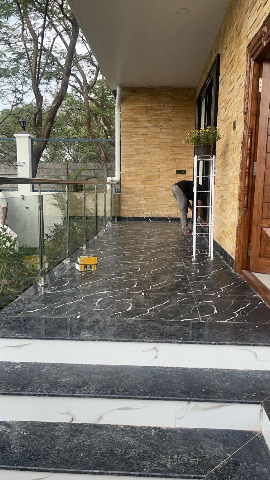 Lavish Villa - 3 Bhk Pool With Lawn ロナバラ エクステリア 写真